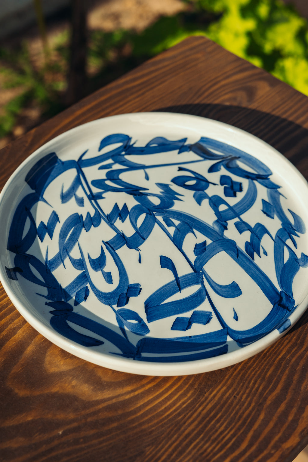 GRANDE ASSIETTE | CALLIGRAPHIE BLEUE
