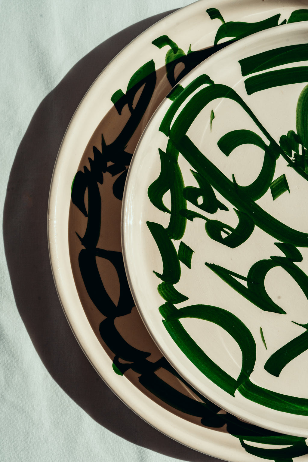 GRANDE ASSIETTE | CALLIGRAPHIE VERTE