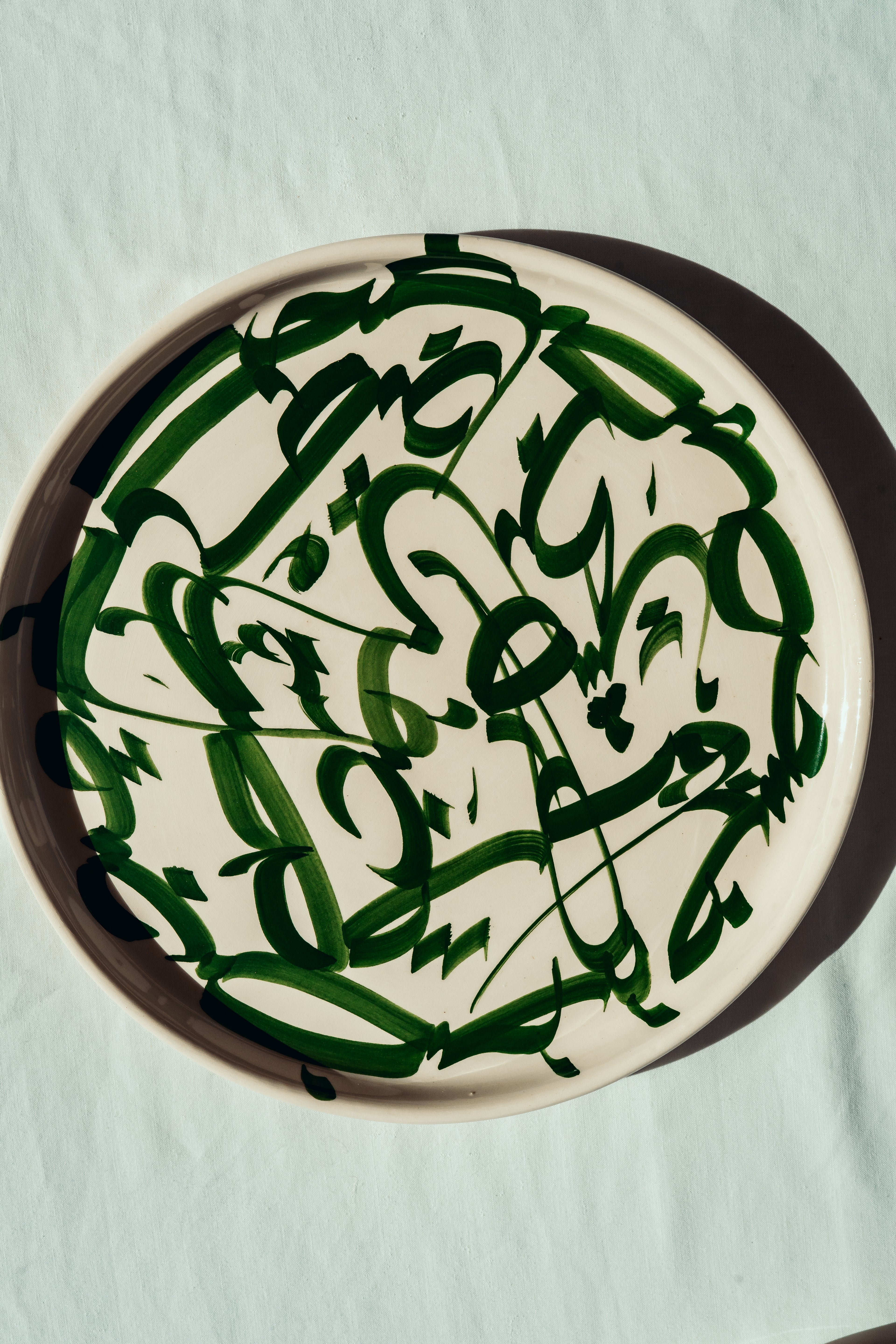 GRANDE ASSIETTE | CALLIGRAPHIE VERTE