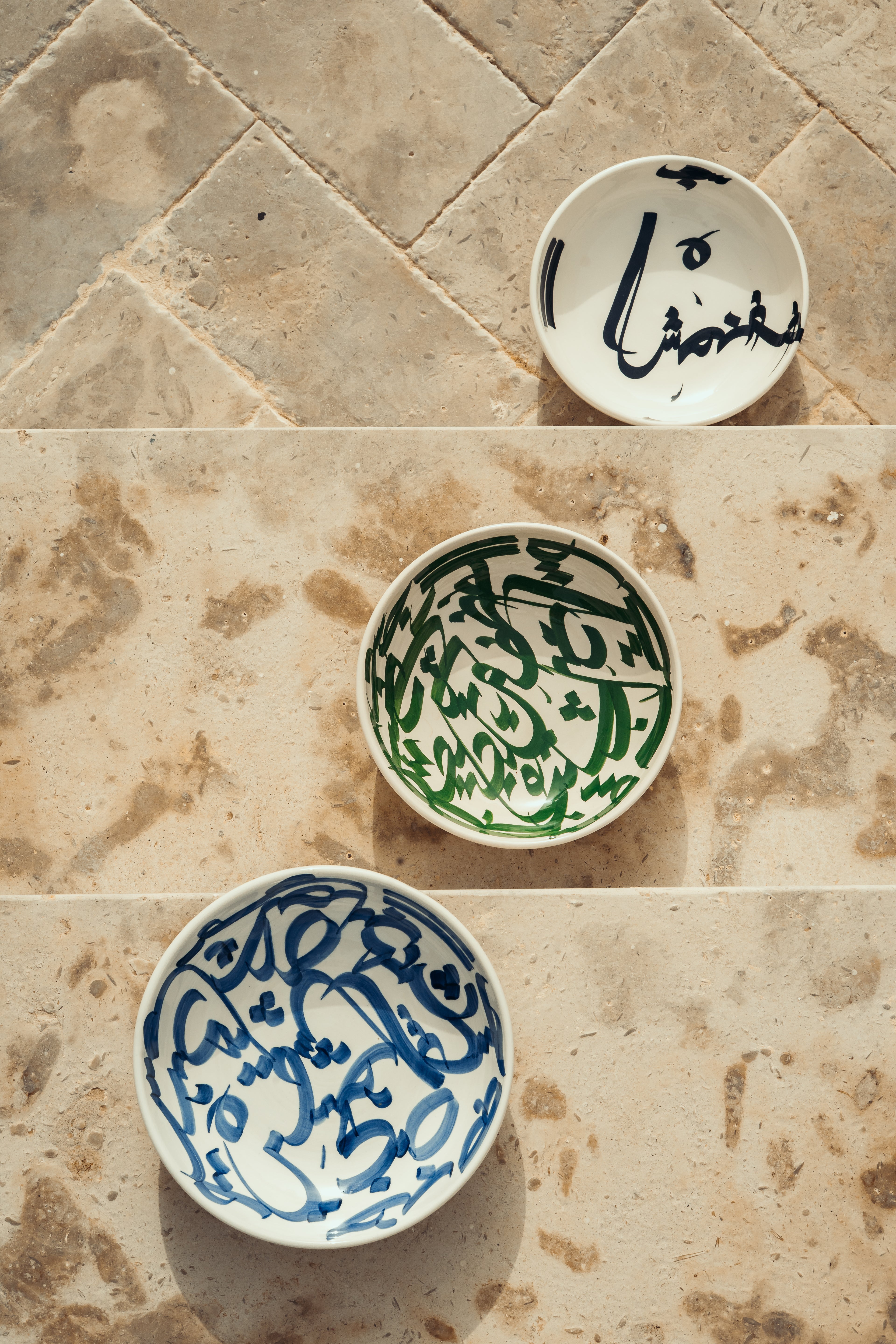 ASSIETTE CREUSE | CALLIGRAPHIE BLEUE