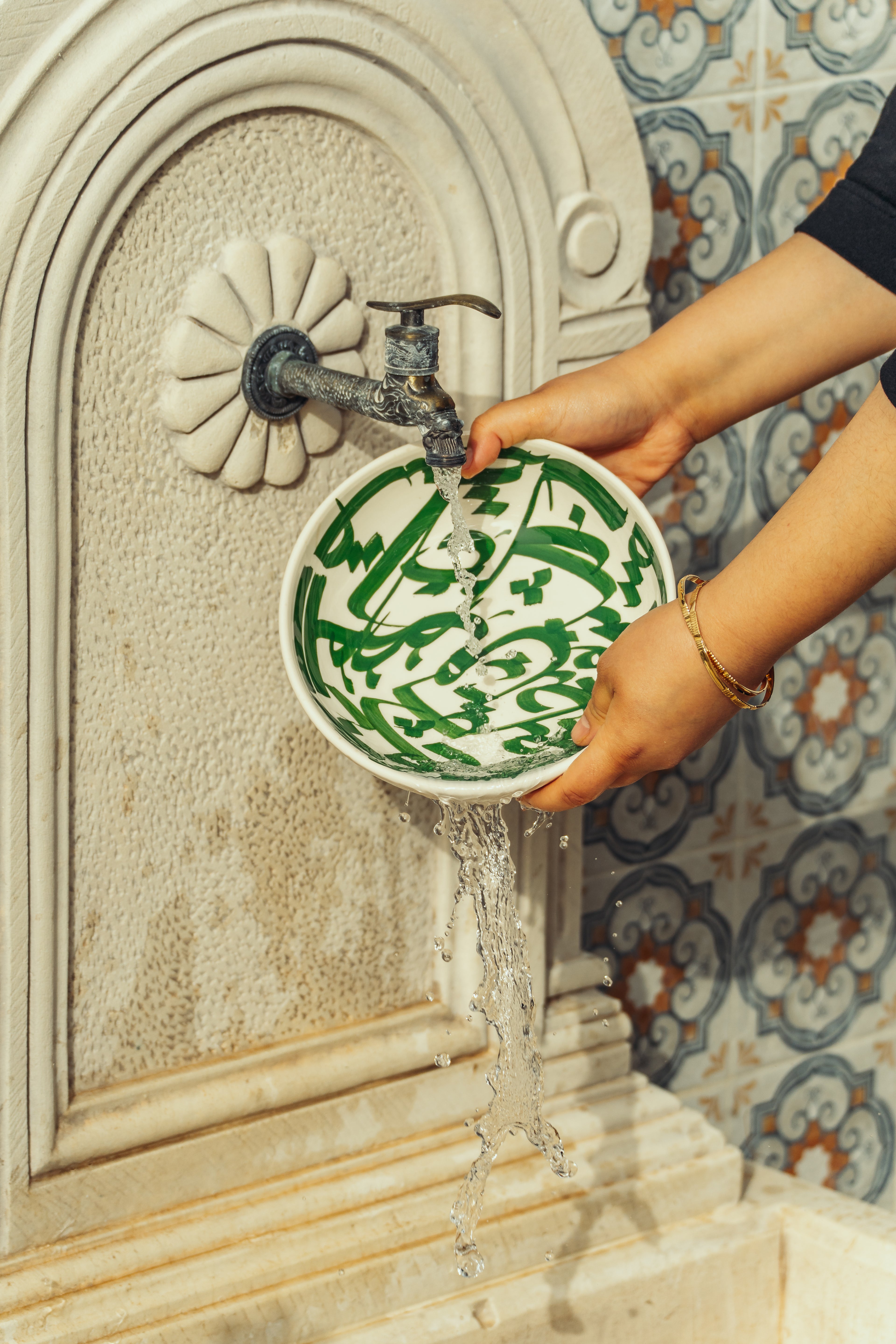 ASSIETTE CREUSE | CALLIGRAPHIE VERTE