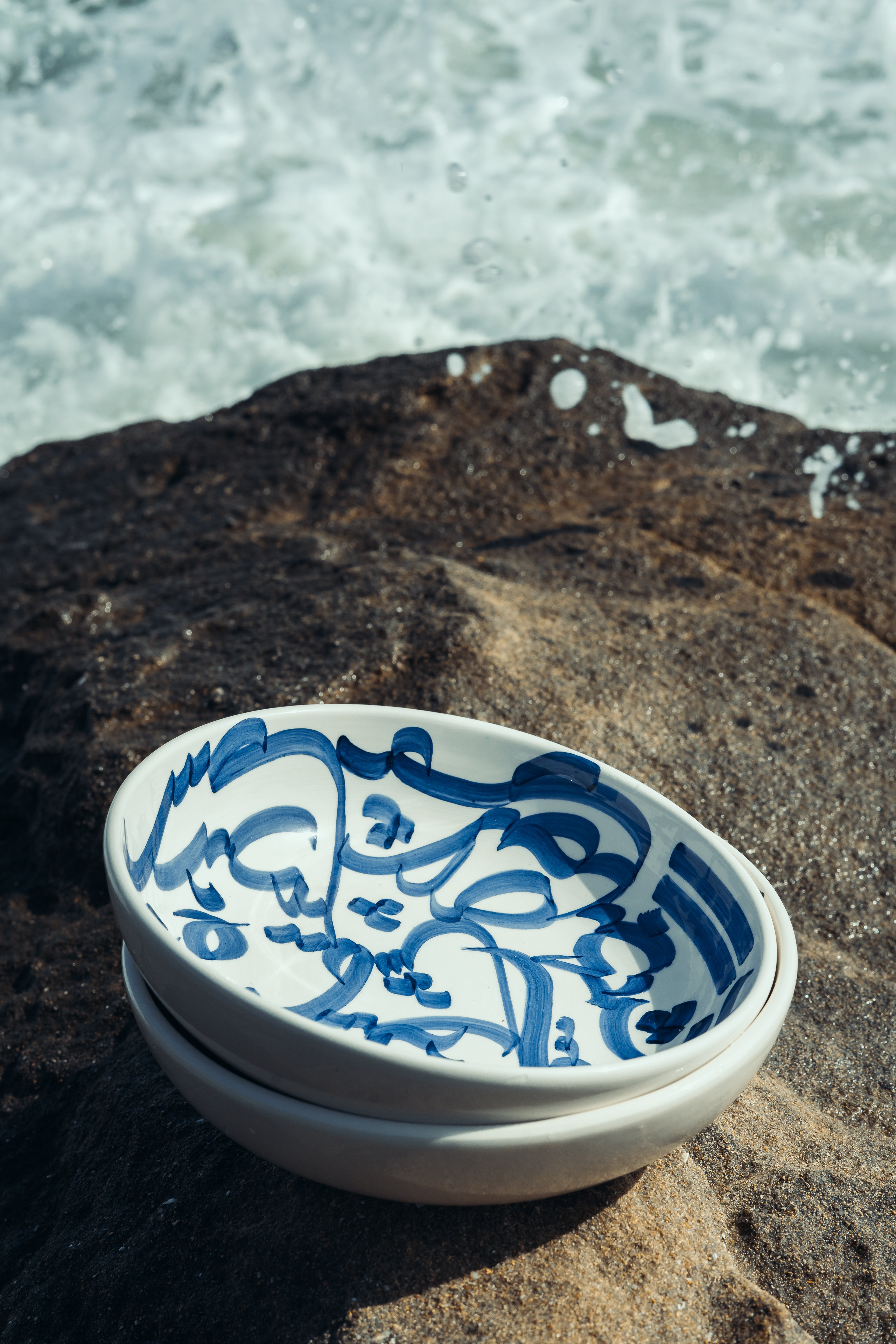 ASSIETTE CREUSE | CALLIGRAPHIE BLEUE